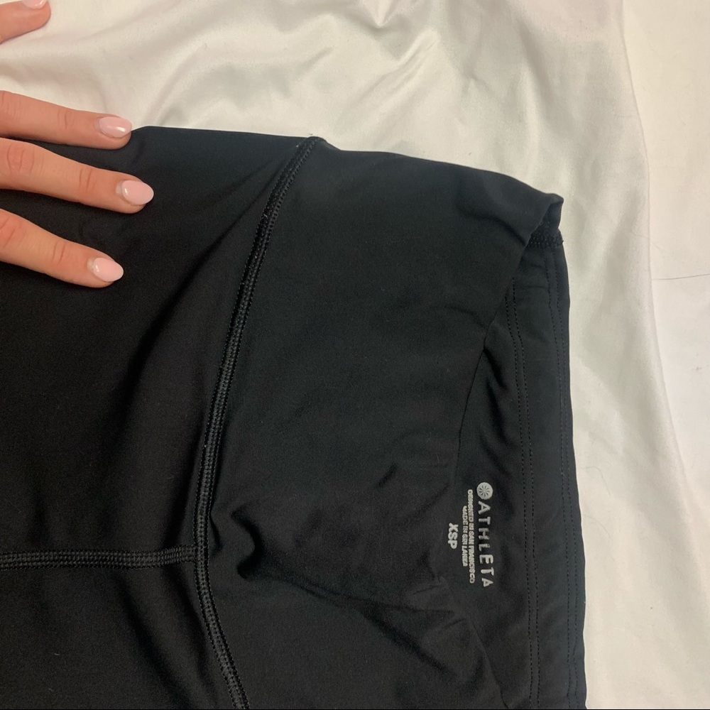 LAST CHANCE athleta challenge 7/8 tight - XS petite - Picture 7 of 8